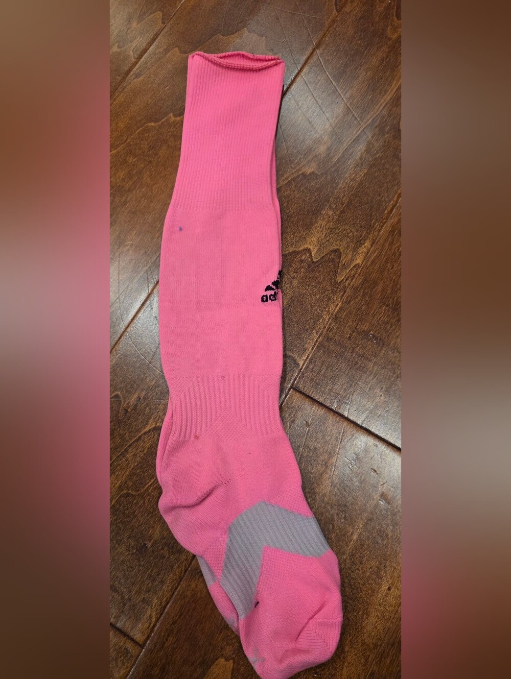 adidas Metro 6 OTC Soccer Socks Pink/Grey Youth XS GUC